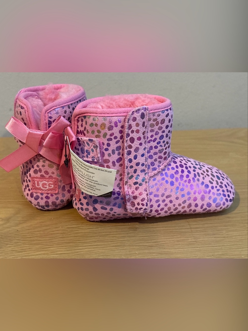 UGG Jesse Bow Metallic Rainbow Polka Dot Baby Bootie Pink Suede Plush Sz 4/5 NEW